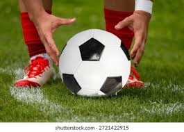 利物浦今日首发平均年龄仅25岁325天，创斯洛特执教时期新低