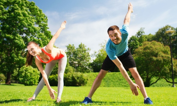 李镇全：战越南下半场我们出现了体能问题；踢韩国要全力以赴